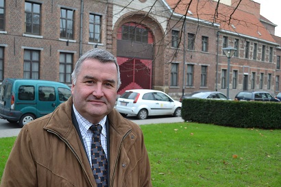 Karim Van Overmeire - Bibliotheek